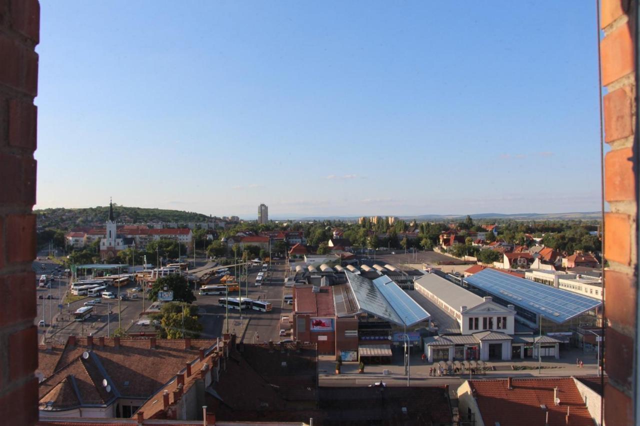 Balint Apartman - In The Heart Of Miskolc Extérieur photo