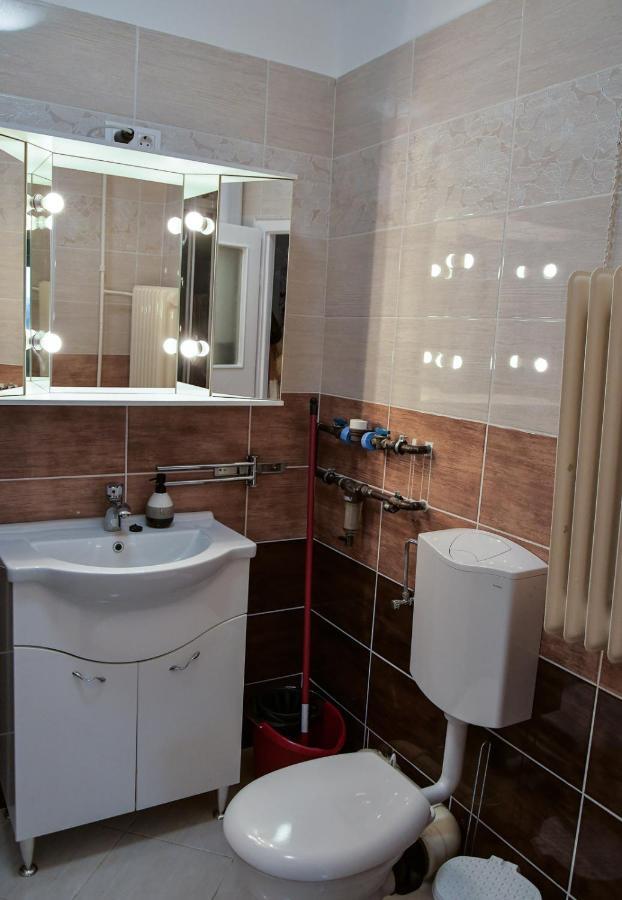 Balint Apartman - In The Heart Of Miskolc Extérieur photo