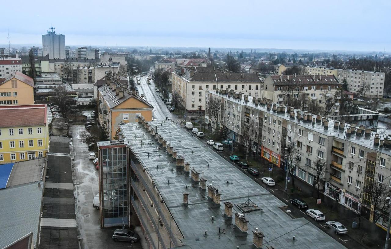 Balint Apartman - In The Heart Of Miskolc Extérieur photo