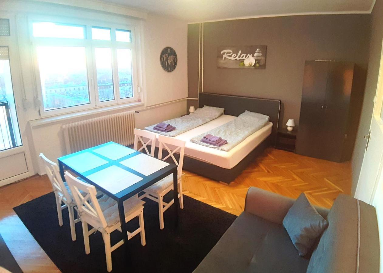 Balint Apartman - In The Heart Of Miskolc Extérieur photo